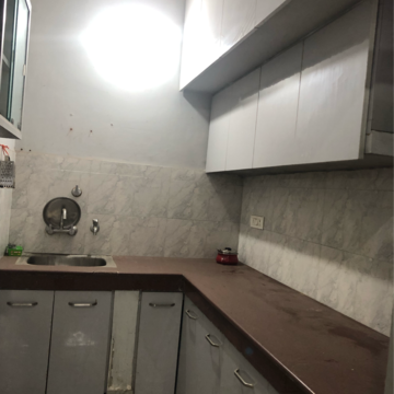 Kitchen in 2.5 BHK Villa at Sector 21 – for Rent