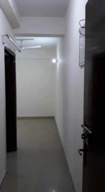 Room in 2 BHK Apartment at Mahagun Mywoods, Sector 16c Greater Noida – for Rent