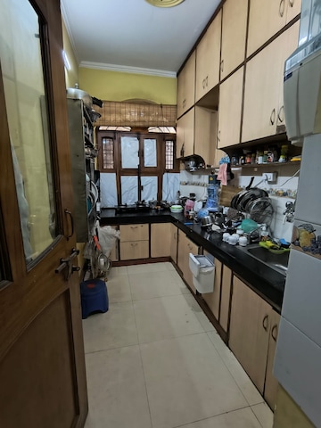 Kitchen in 2 BHK Builder Floor at Sector 46 – for Rent