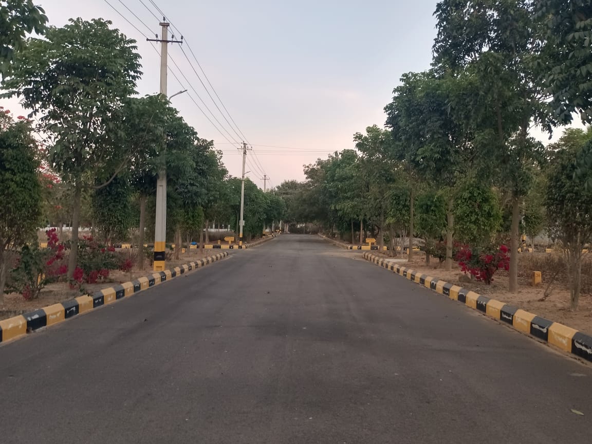 Plot For Sale in Peram Signature Park