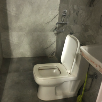 Bathroom in 2.5 BHK Villa at Sector 23 – for Rent