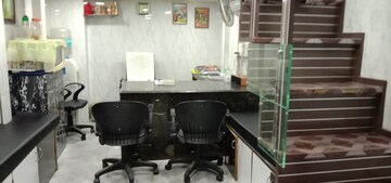 Team Area in  Office Space at Om Heera Panna Mall, Andheri West – for Rent