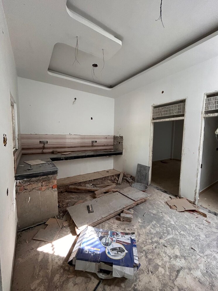 Master Bedroom, arsha-madhav-greens 4 Bedroom 1350 Sq.Ft. Villa In Gomti Nagar Lucknow 8496231