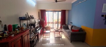 Living Room in 3 BHK Apartment at Swapnalok Towers, Malad East – for Sale