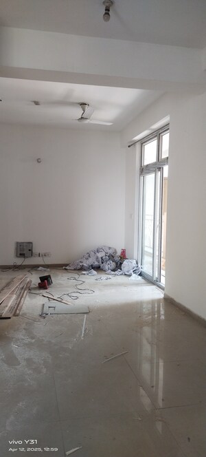 3 BHK Apartment For Sale in Mahagun Mywoods, Sector 16c Greater Noida