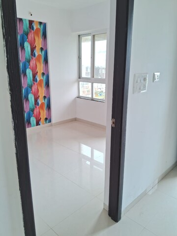 Room in 2 BHK Apartment at Somani Towers, Punawale – for Sale