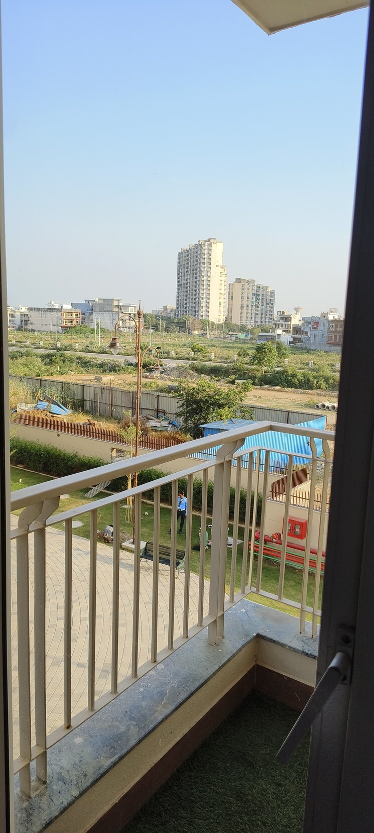Balcony, bptp-discovery-park 3 Bedroom 2800 Sq.Ft. Apartment In Sector 80 Faridabad 8496463