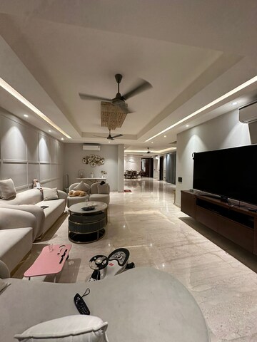 Living Room in 4 BHK Builder Floor at Sector 49 – for Sale