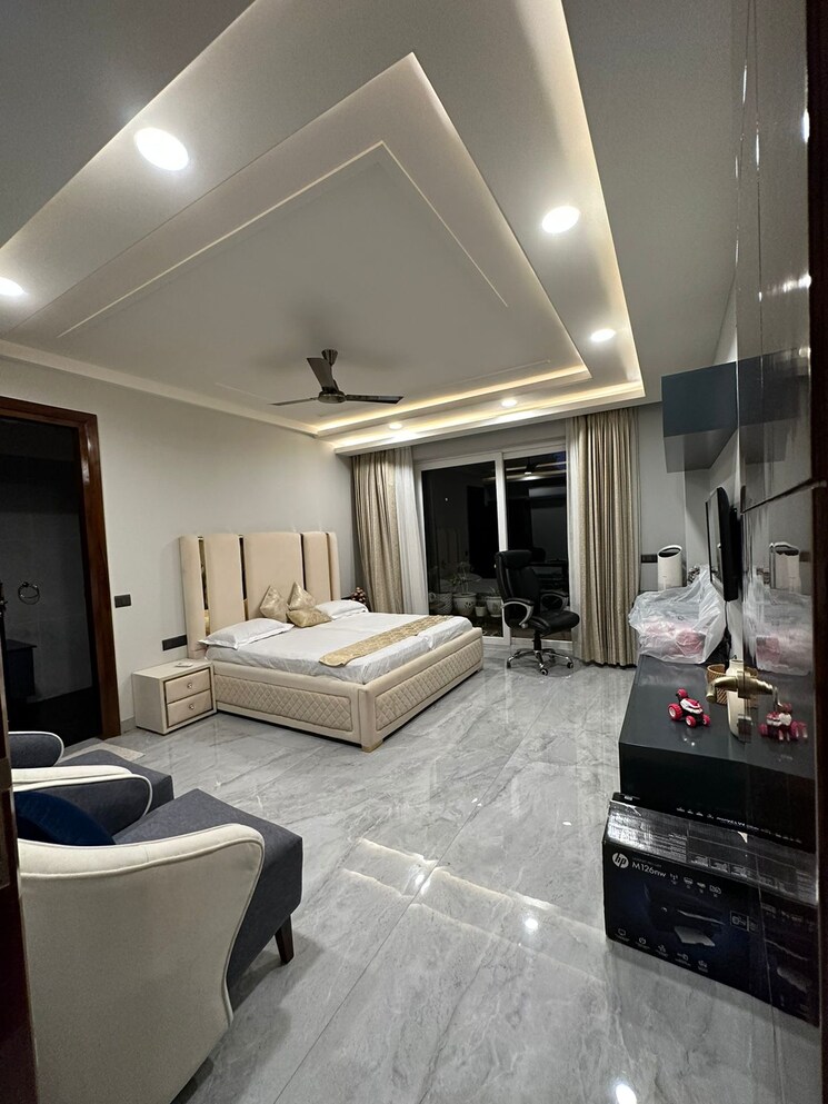 Bedroom, sector 49 4 Bedroom 500 Sq.Yd. Builder Floor In Sector 49 Gurgaon 8496312