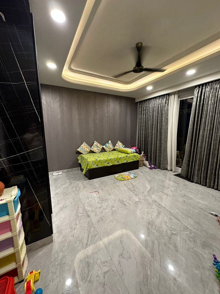 Bedroom, sector 49 4 Bedroom 500 Sq.Yd. Builder Floor In Sector 49 Gurgaon 8496312