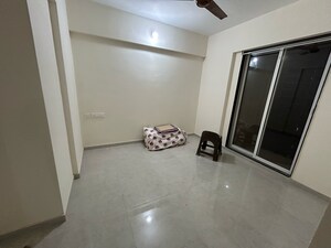 Room in 2 BHK Apartment at Mahavir Kalpavruksha, Anand Nagar – for Sale