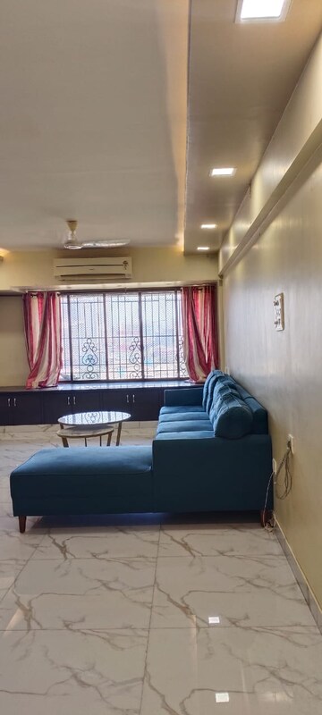 Living Room in 3.5 BHK Apartment at Whispering Heights, Malad West – for Rent