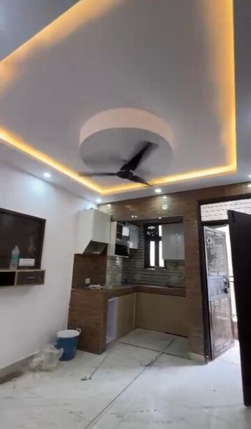 Gym in 3 BHK Apartment at Gomti Nagar – for Sale