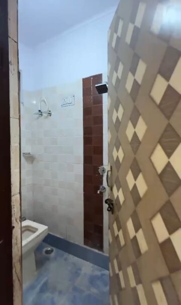 Bathroom in 3 BHK Apartment at Gomti Nagar – for Sale