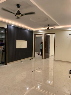 Room in 4 BHK Builder Floor at Chattarpur – for Sale