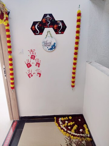 Furnished Amenities in 2.5 BHK Apartment at Kohinoor Viva City, Dhanori – for Rent