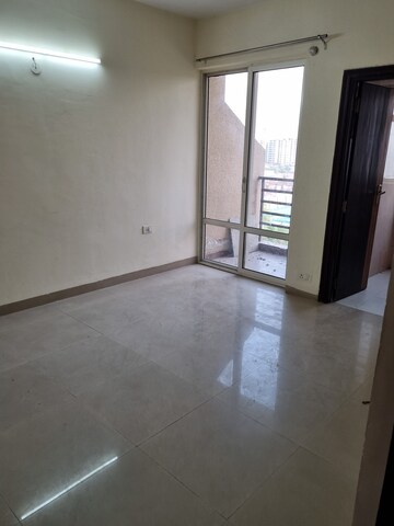 Furnished Amenities in 4 BHK Apartment at M3M Woodshire, Sector 107 – for Rent