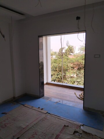 Room in 1 BHK Apartment at Adani Aangan Arcade, Sector 88a – for Rent