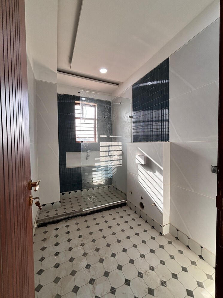 Kitchen, tdi-the-retreat 4 Bedroom 500 Sq.Yd. Builder Floor In Sector 89 Faridabad 8496629