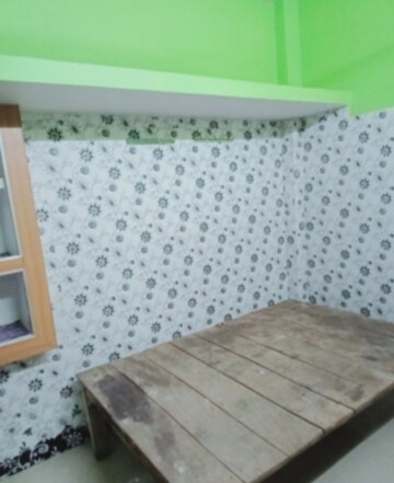 Master Bedroom in 2 BHK Villa at Aliganj – for Rent