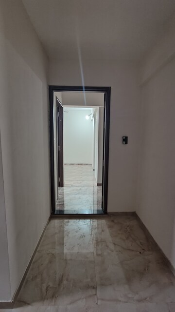 Room in 3 BHK Apartment at Leela Heights, Wakad – for Rent