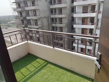 Balcony in 2.5 BHK Apartment at Gt Karnal Road – for Sale