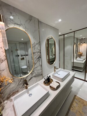 Master Bedroom in 3 BHK Apartment at BPTP The Deck, Sector 82 – for Sale