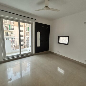 Room in 3 BHK Apartment at Aditya Celebrity Homes, Sector 76 – for Rent