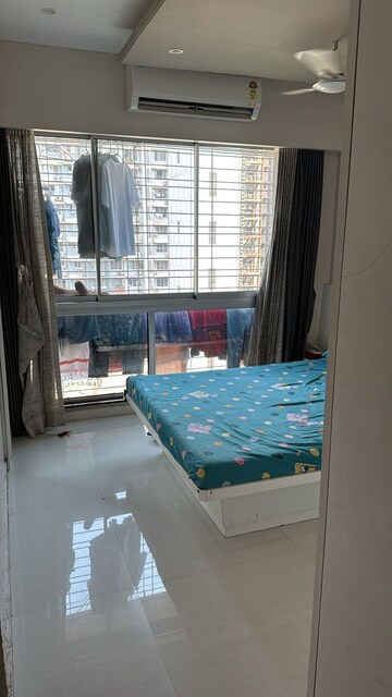 2 BHK Apartment For Rent in Chandak Paloma, Goregaon East
