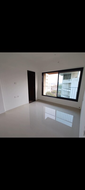 Room in 2 BHK Apartment at Arkade Prime, Marol – for Rent