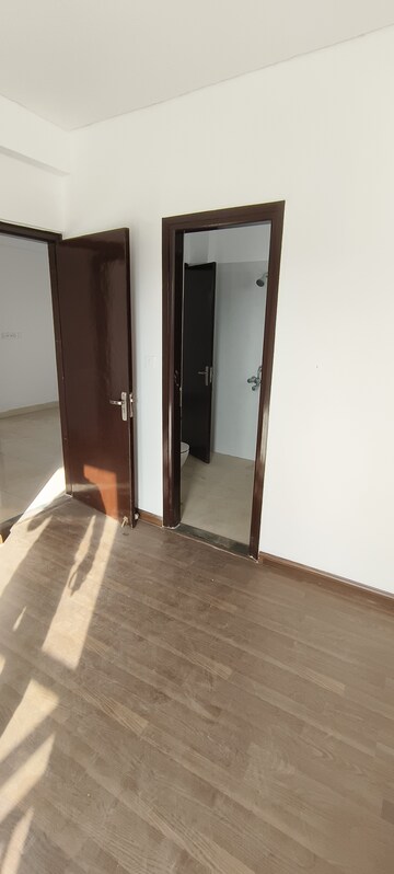 Building Lobby in 3 BHK Builder Floor at BPTP Park Elite Floor II, Sector 75 – for Sale