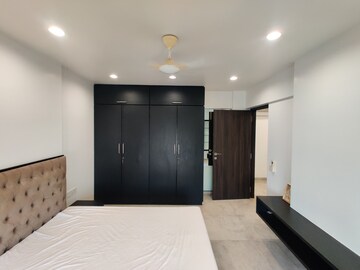 Bedroom in 2 BHK Apartment at Union Park Khar West, Khar West – for Rent