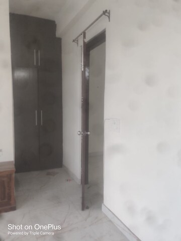 Room in 2 BHK Independent House at Sahastradhara Road – for Rent