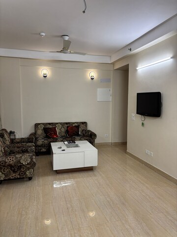 2 BHK Apartment For Rent in Gaur Atulyam, Omicron I Greater Noida
