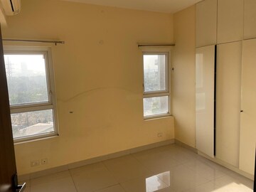Room in 2 BHK Apartment at Sobha City Gurgaon, Sector 108 – for Rent