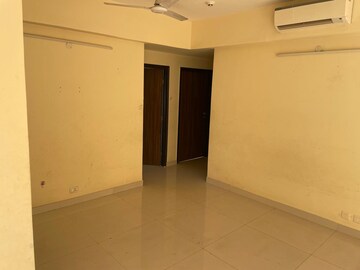 Room in 2 BHK Apartment at Sobha City Gurgaon, Sector 108 – for Rent