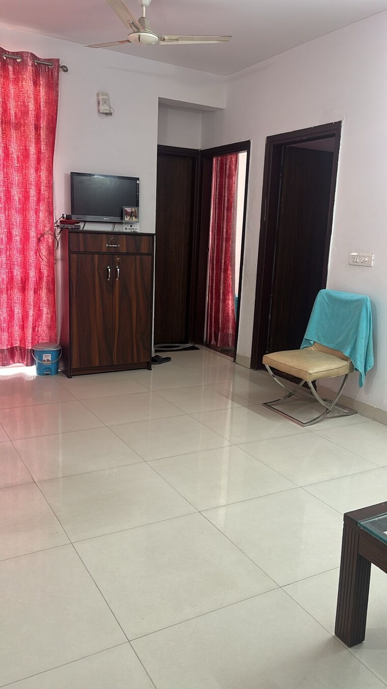 Living Room, bptp-park-elite-premium 3 Bedroom 966 Sq.Ft. Apartment In Sector 84 Faridabad 8497158