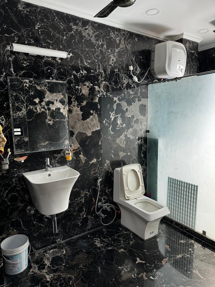 Master Bedroom, vvip-assets 4 Bedroom 136 Sq.Yd. Villa In Raj Nagar Extension Ghaziabad 8497174