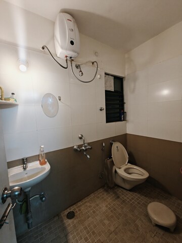 Master Bedroom in 2 BHK Apartment at Dreams Rhythm, Bavdhan – for Rent