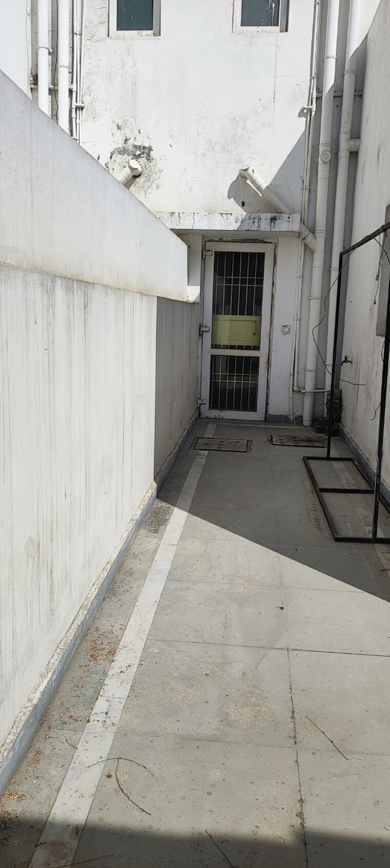 Balcony, parklands 3 Bedroom 225 Sq.Yd. Villa In Sector 85 Faridabad 8497207