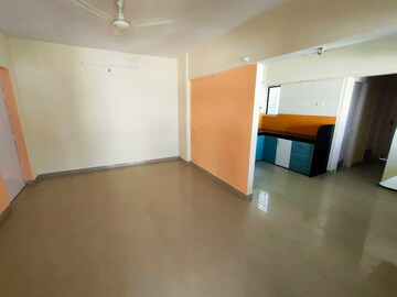 Room in 2 BHK Apartment at Siddhi Apartment Bavdhan, Bavdhan – for Rent