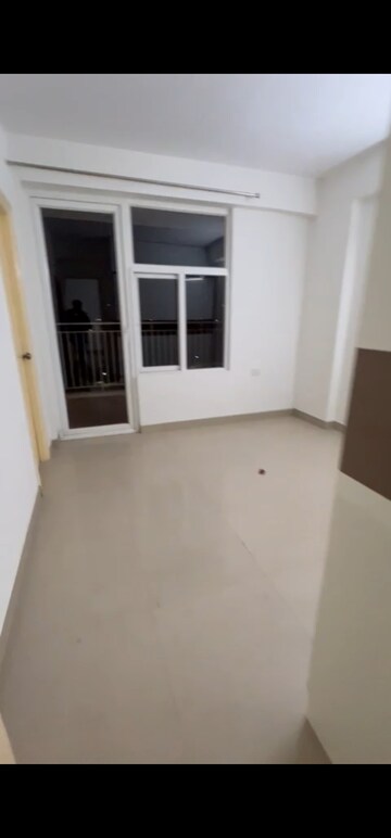 Room in 3 BHK Apartment at Zara Rossa, Sector 112 – for Rent