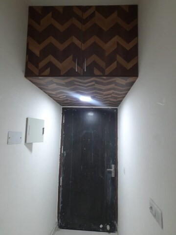 Furnished Amenities in 2 BHK Apartment at Signature Signum 95 II, Sector 95 – for Rent