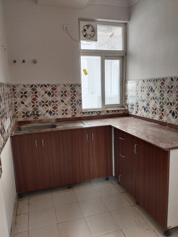 Bedroom in 3 BHK Apartment at Amrapali Leisure Park, Amrapali Leisure Valley – for Rent