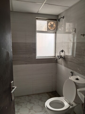 Bathroom in 3 BHK Apartment at Amrapali Leisure Park, Amrapali Leisure Valley – for Rent