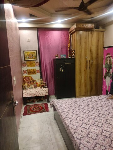 Bedroom in 2 BHK Builder Floor at Niti Khand – for Rent