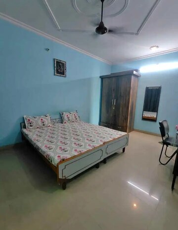 Bedroom in 1 BHK Villa at Aliganj – for Rent
