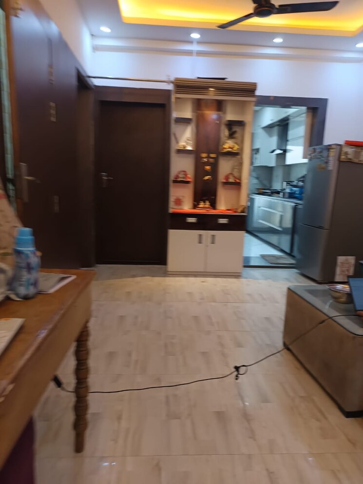 Living Room, vipul-world-floors 3 Bedroom 2250 Sq.Ft. Independent House In Sector 48 Gurgaon 8497481