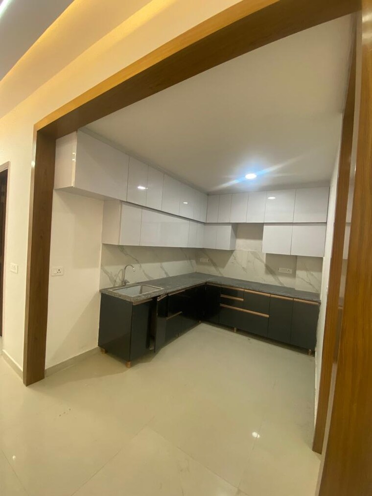 Kitchen, chattarpur 3 Bedroom 1300 Sq.Ft. Builder Floor In Chattarpur Delhi 8497692