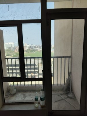 Room in 4 BHK Apartment at Gaur City 2 - 11th Avenue, Sector 16c Greater Noida – for Sale